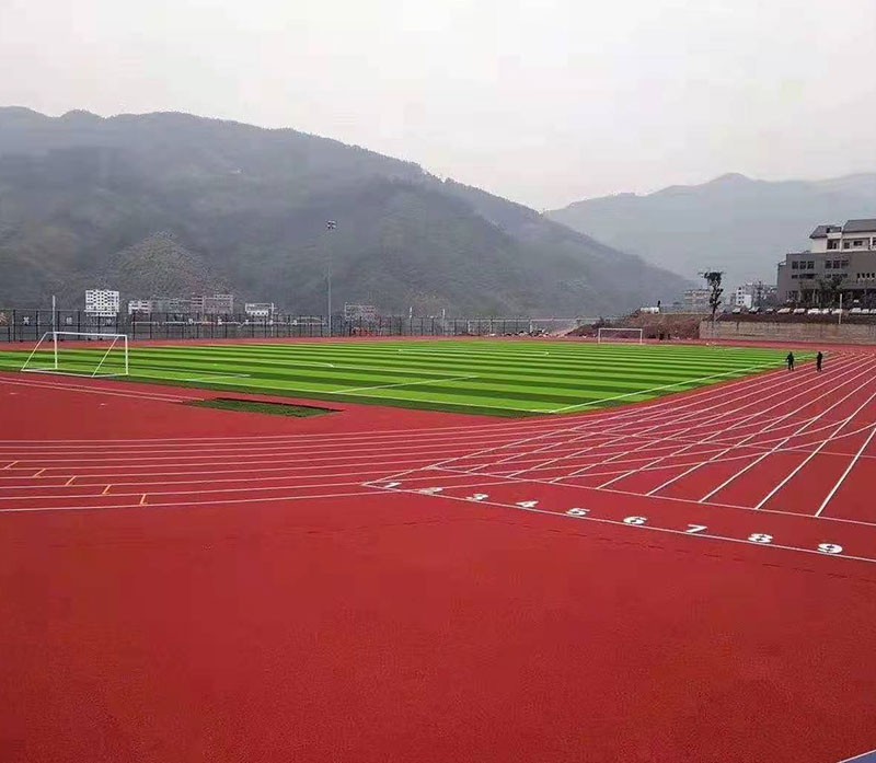 足球場，跑道